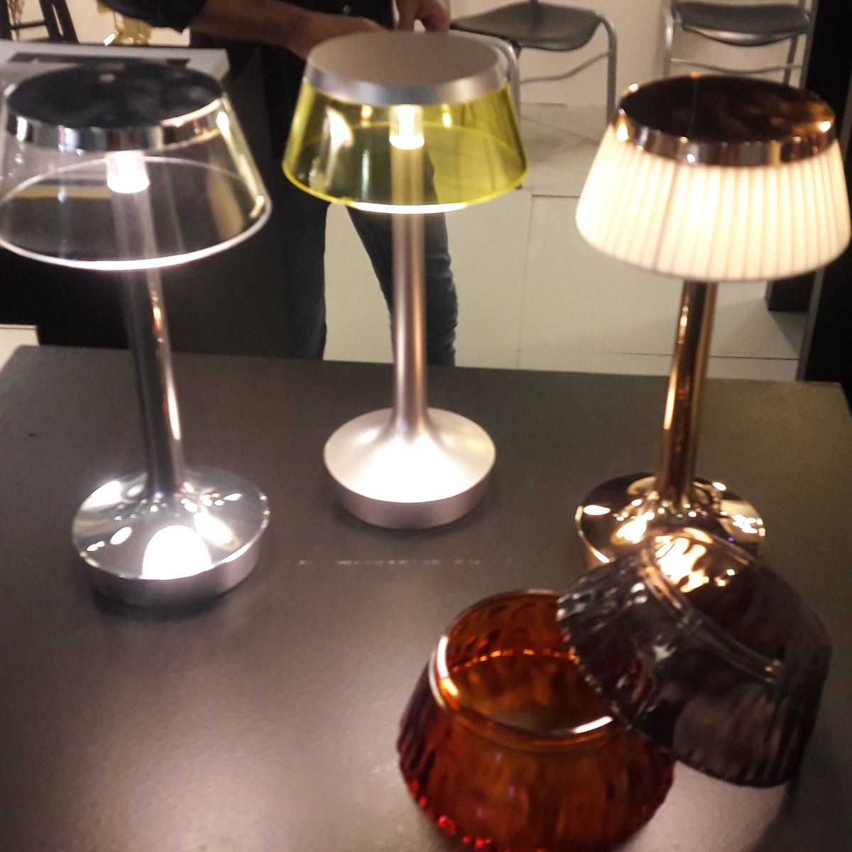 SolucionFractal's tweet photo. Hicimos una segunda visita a @ExpoLightingA les compartimos lo que llamó nuestra atención #lighting #LedLux #Floss entro muchas cosas más en #ELA2018 https://t.co/fxiG4W3k95