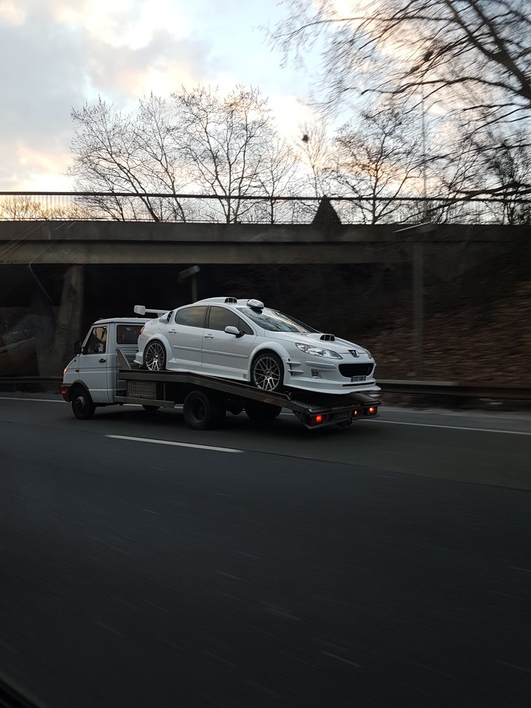 Zeupey's tweet photo. #taxis un monstre ! https://t.co/ImktvNasUR