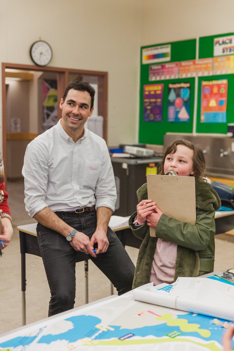 CityofVancouver's tweet image. How can Downtown Vancouver's public spaces be improved for children? #PlacesforPeopleVan recently connected with @scyofbc's "Urban Explorers" program for a student-led walking tour with grade 4 and 5 students at Lord Roberts Elementary. 

Learn more at vancouver.ca/placesforpeople