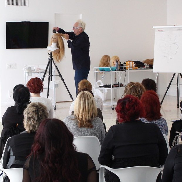 frenchnicholas's tweet photo. #tbt a previous Skyfall Academy workshop in #PalmSprings. ✂️ We’re currently accepting applicants for THIS Summer’s workshop, which is being co-hosted by industry legends @DamienCarney, Martin Parsons and @Vivmackinder.  Visit https://t.co/LhkkAdgReC for details! https://t.co/3oamoVuiW5