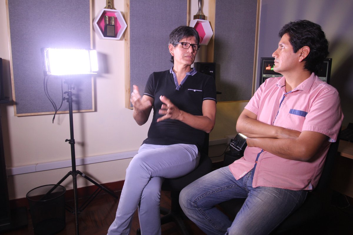 guarangofilms's tweet photo. Este sábado a las 9pm en @Placerdelosojos, @TitoCabellos y @RicardoCabellos nos hablan sobre postproducir cine en el Perú, con la experiencia al mando de @guarangofilms. ¡No se lo pierdan! https://t.co/XUcFMmnYFz