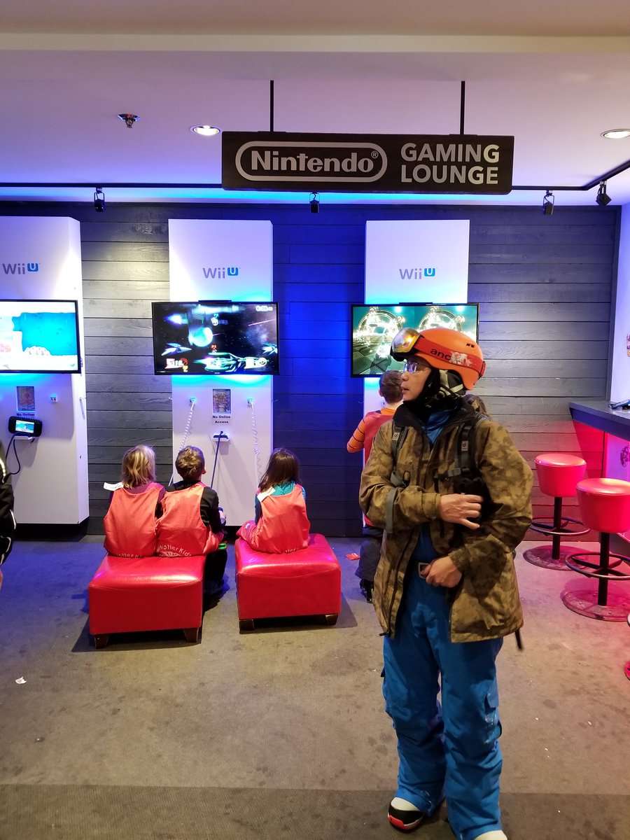 JADufour's tweet photo. Yes, that's right. You can play Wii on the mountain at Whistler if you're so inclined. https://t.co/fAI5PI3a76