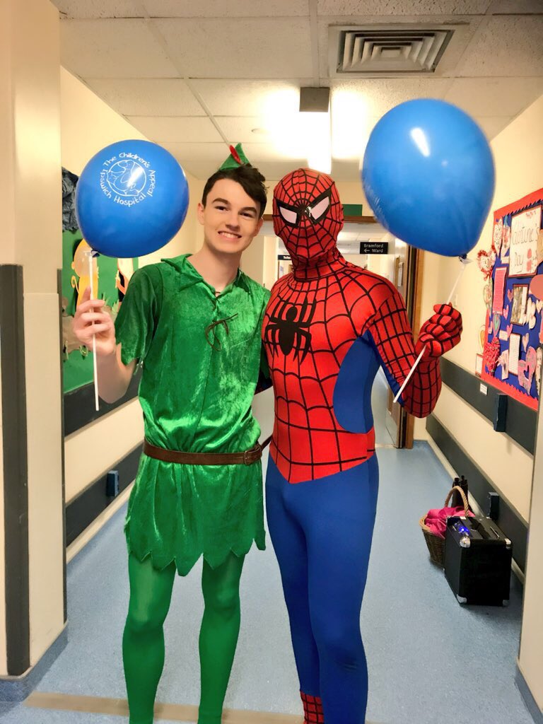 The One Wish Team visiting Ipswich Hospital Children’s Ward
Making magical wishes come true! ✨💫

#onewish #ipswichhospital 

m.facebook.com/OneWishEnterta…