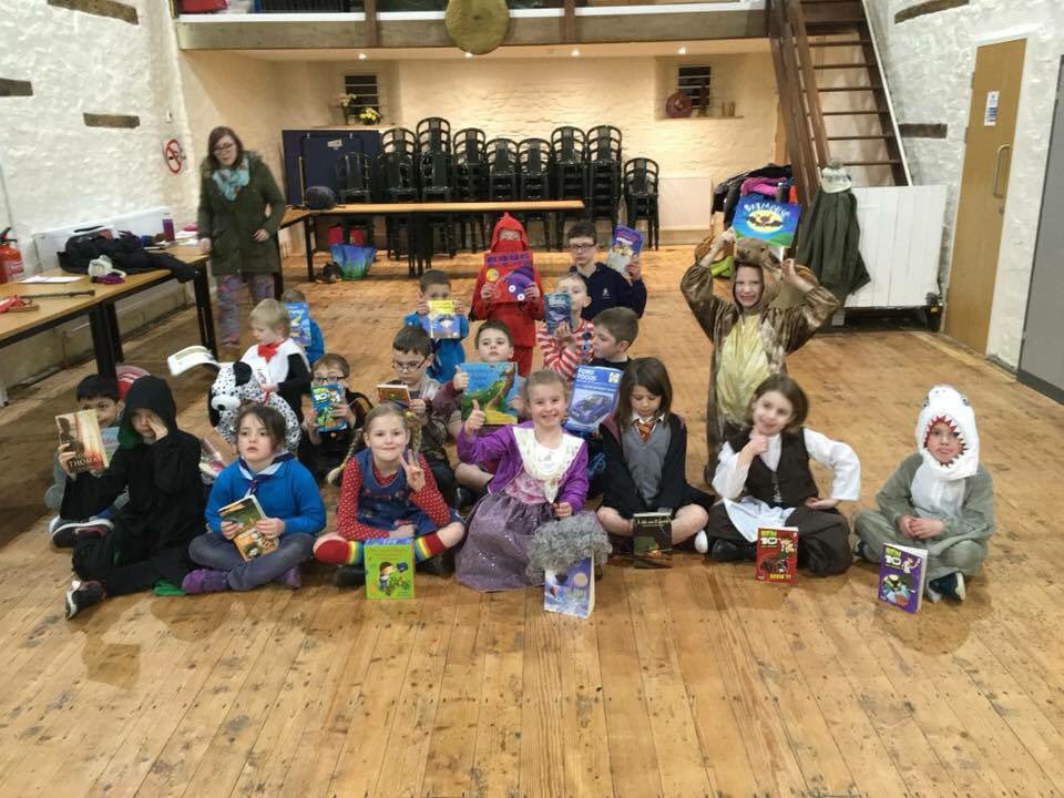 BookbridgeUK's tweet photo. It's World Book Day 

Thank you to Marie and the Beavers and Cub Scouts at the 2nd Brize Norton, Oxfordshire who have kindly donated 40 books to Bookbridge.

They are continuing to collect books for us this year: they are all wonderful book champions! Thank you! https://t.co/mIC7e72sik