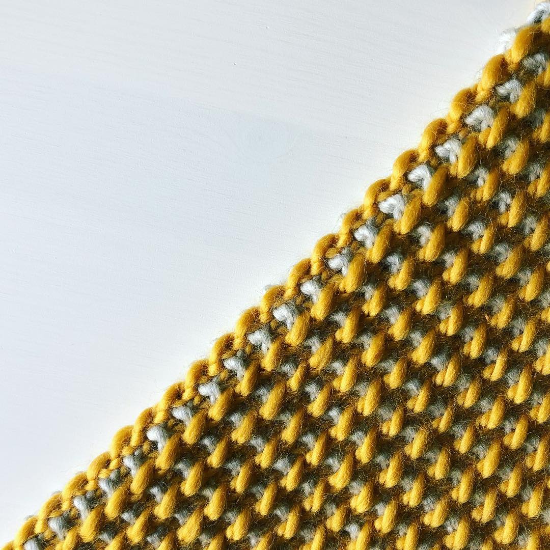 weareknittersES's tweet photo. Simplemente, 🙌 punto arroz bicolor 🙌
#puntoqueenamoran #petitewool #wak
Nuestra fibra 👉 https://t.co/Rp0SEmFHet
📸@xamalo85 https://t.co/xr2EWueD6m