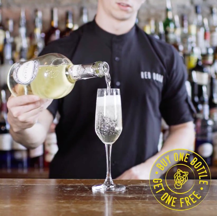 RedDoorLeeds's tweet photo. PROSECCO FOR DAYS 🍾 Red Door #Leeds members, if you buy a bottle of prosecco on a Thursday or Sunday this month, we'll give you another for #free! Not a member yet? Sign up here ➡️ https://t.co/yO0jBe8m8G https://t.co/yFxROLYNpo