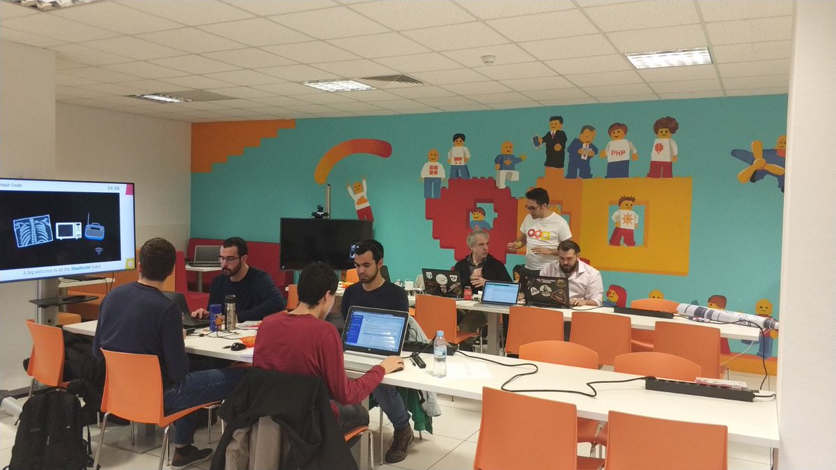 knowmad_mood's tweet photo. ¡Todo preparado en nuestro Hub de Las Rozas para el #hashcode! https://t.co/pWYEAAYzQx