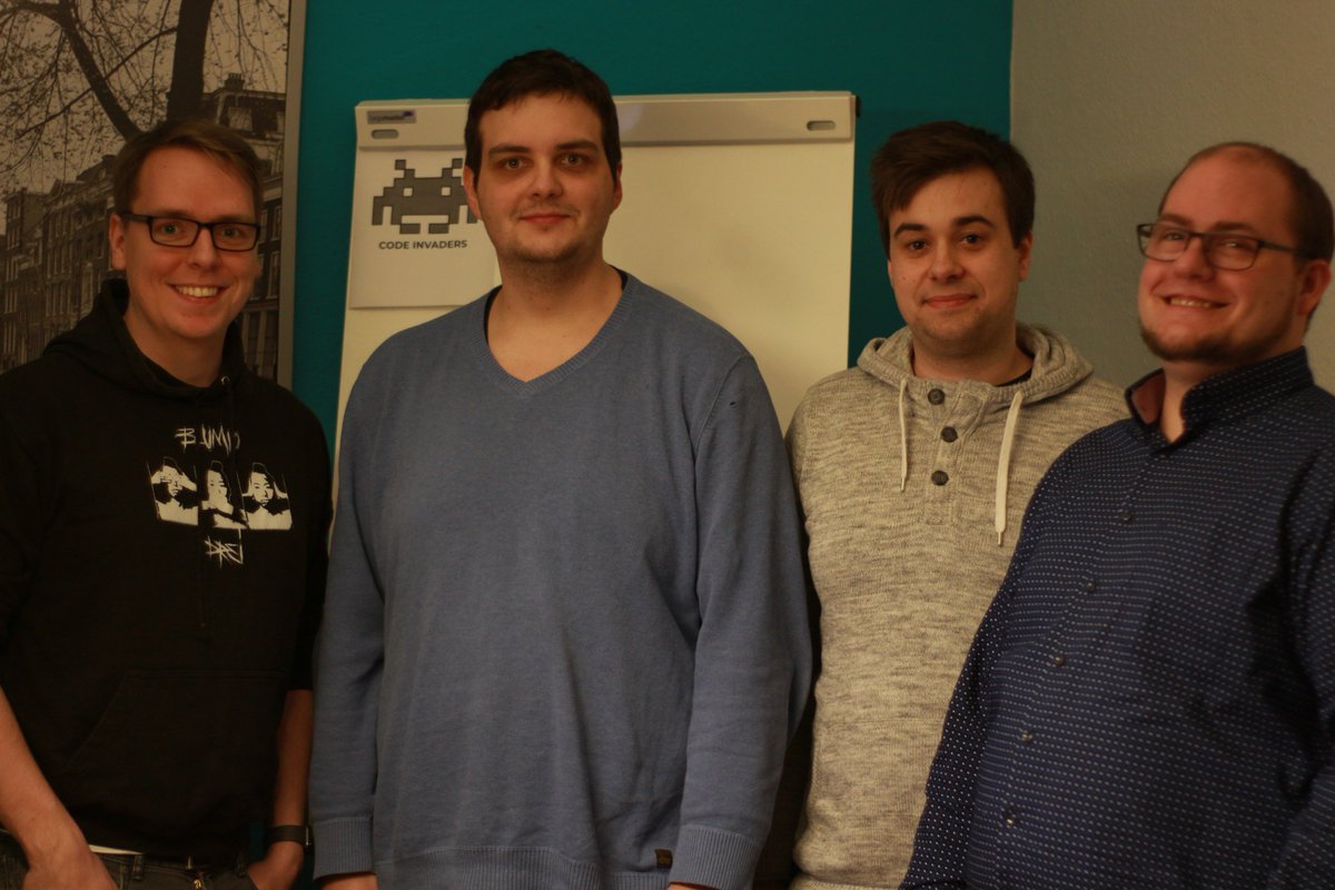 torbenhartmann's tweet image. ready to code ^^ #codeinvaders #hashcode