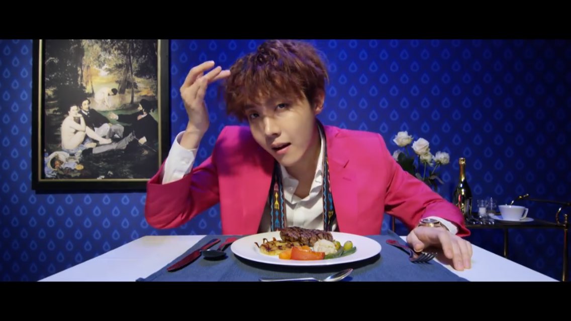 sensejo3's tweet photo. #JHOPE #DayDream #HOSEOK #BTSinRussia2018 #HoseokDayDream #DayDreamJHope #jhopedaydream
ЕБАТЬ ШО ЗА НАХУЙ!? Сижу я значит - хаваю, попутно листая тви , а тут БАЦ и Хорс с клипом!
ТВОЮ МАТЬ Я ПЕЛЬМЕНЕМ ПОДАВИЛСЯ!!! https://t.co/ksAeA5i7qs
