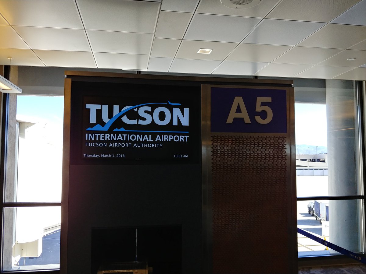 NFCAorg's tweet photo. Helloooooo Tucson! The @NFCAorg team has landed. #CantWaitForSoftball #D3Leadoff https://t.co/vqfle0FqwJ