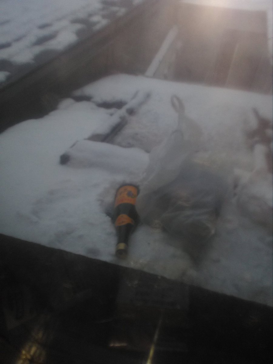 sky1599's tweet photo. Good for somthin #buckfast #StormEmma https://t.co/IXZmlgP4QQ