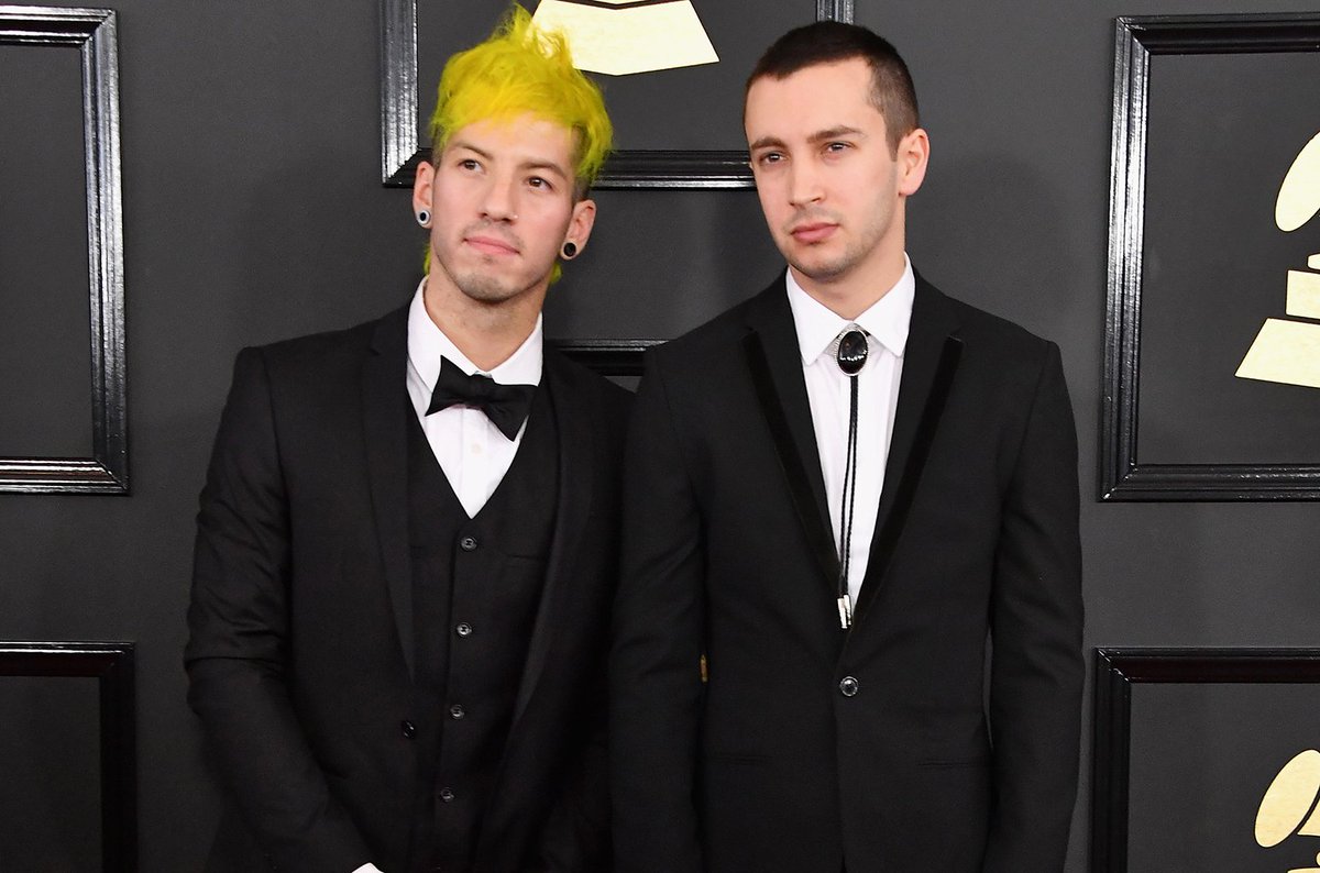 billboard's tweet photo. Twenty One Pilots' "Blurryface" becomes first album with every song RIAA-certified gold https://t.co/yjfCGN8tQl https://t.co/kdJtq1J5KD