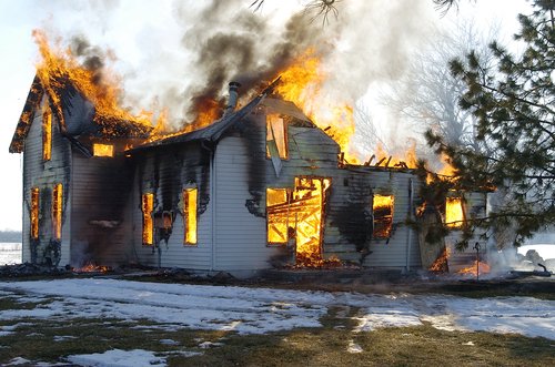 MyPropertyLock's tweet image. Secure all your valuables before it's too late on our safe, secure, easy to use app! It only takes a minute and could save yourself major headaches and a lot of money with insurance claims! 
youtube.com/watch?v=r-Etx4…