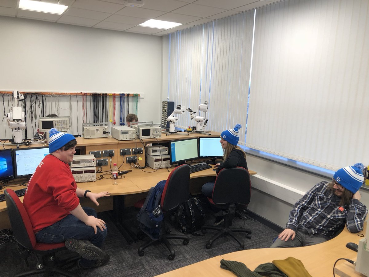 shaunreeves's tweet image. All set for the #googlehashcode @StaffsUni with our #students from @StaffsUniCompSc & @StaffsGamesVFX