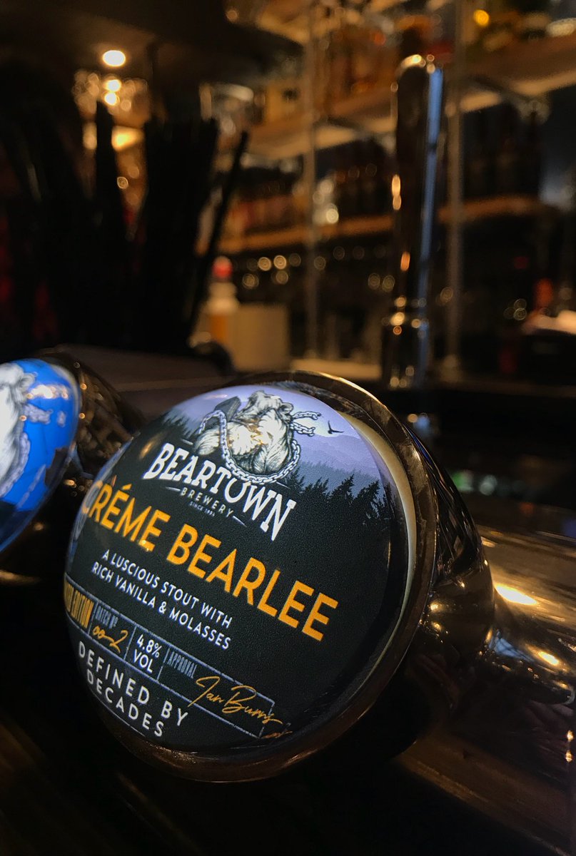 Have you tried Créme Bearlee on draft yet? Wow! Available now <a href="/BeartownTap/">Beartown Tap Pub</a> 🐻🚀🌍

#beartownbrewery #definedbydecades #cremebearlee #beartown #realale #craftbeer