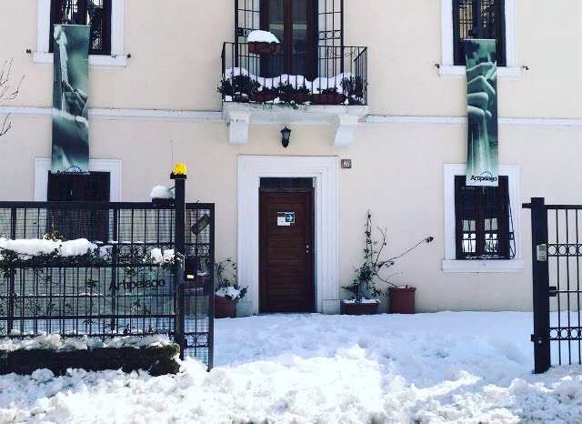 artipelagomusic's tweet photo. #neve #castelnuovodiporto #❄️ #☃️ #🌨 https://t.co/idCjoBPhTm