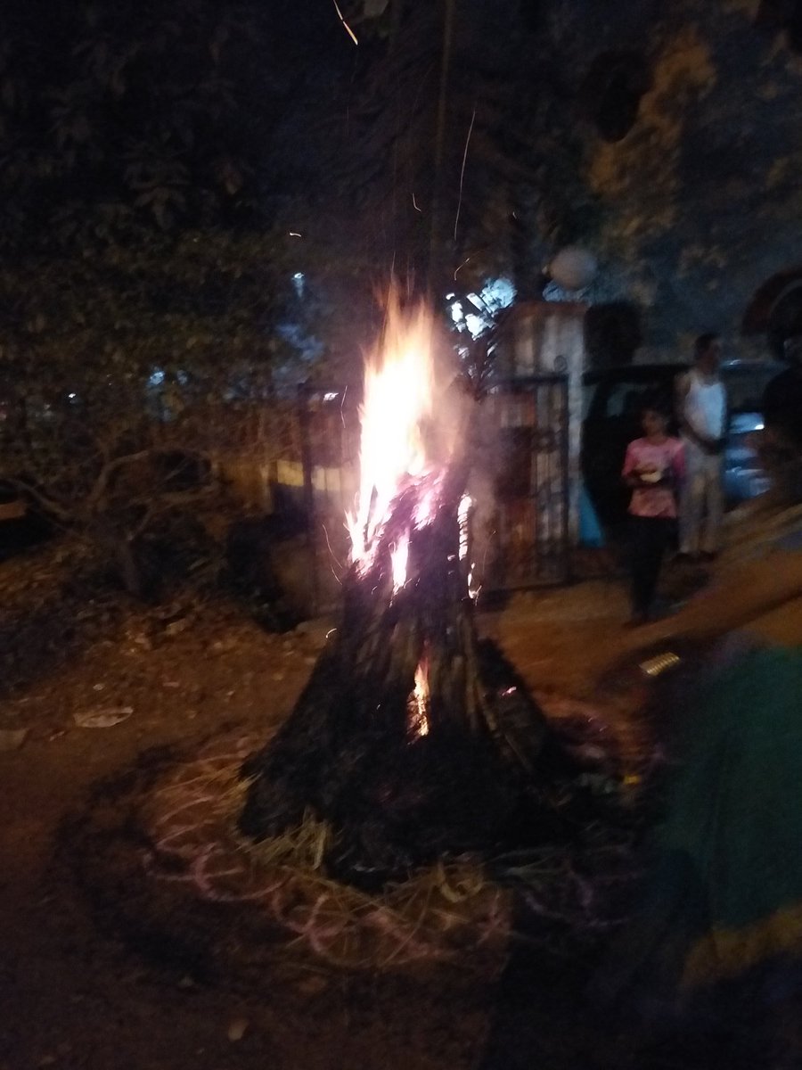 FireYogaMission's tweet photo. Love this night...there's so much Fire around! Happy Holi to everyone https://t.co/fykujn46hF