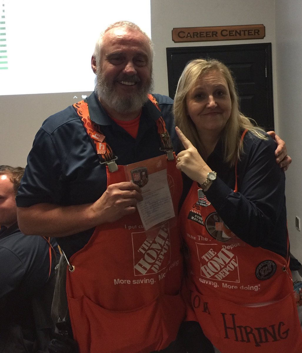 Who owns his in stock business -  this GUY!! Way to go Ralph!! Driving the basics of customer service!! 🎉⭐️✅