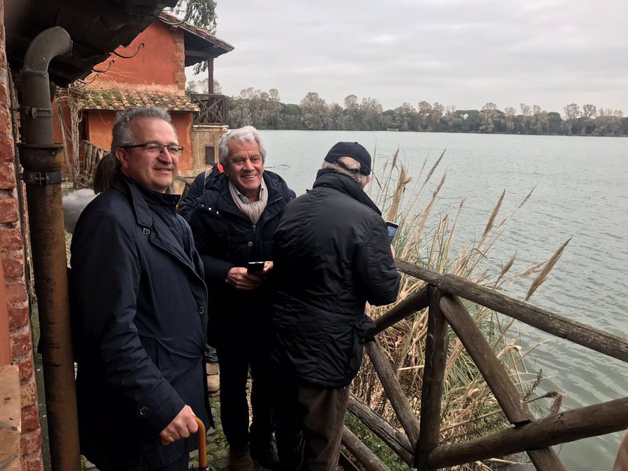 On_Menorello's tweet photo. MENORELLO E REGIMENTI (CENTRODESTRA): "RENDERE ATTRAENTE IL LITORALE SI  PUO' E SIAMO CONTENTI DI AVER SVEGLIATO ANCHE IL CENTROSINISTRA"
https://t.co/QUkUJtjXcc
#elezioni2018 @Agenzia_Italia @rep_roma @romatoday @RaiNews @TgrRaiLazio @Adnkronos @Corriere @corriereroma @ https://t.co/BQEhjhoqgZ