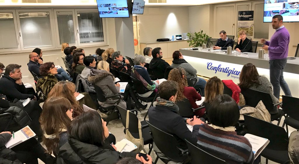 Stefano Ritella di Shop-o-rama: “solo il 20% delle #imprese italiane opera in modo significativo nell’e-commerce, ma il #fatturato #online sta crescendo al ritmo del 17% e per la prima volta i prodotti hanno superato i servizi nelle vendite online”