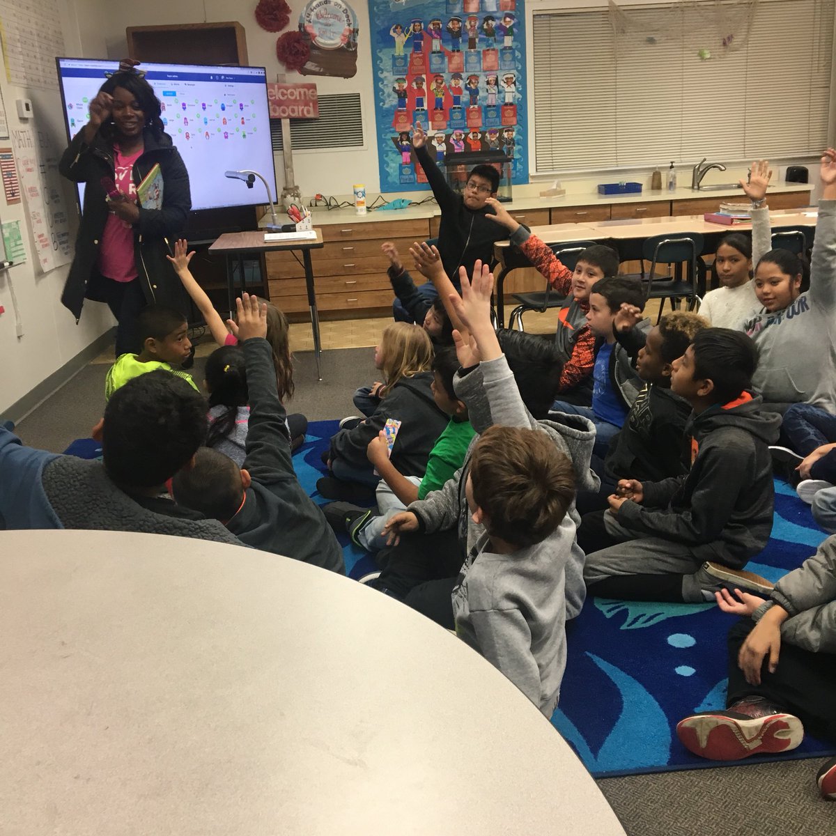 ms_paese's tweet photo. We had an awesome guest reader today! #woodbridgewoodchucks @rcsdwoodbridge #destinychurch https://t.co/382gwNqH9O