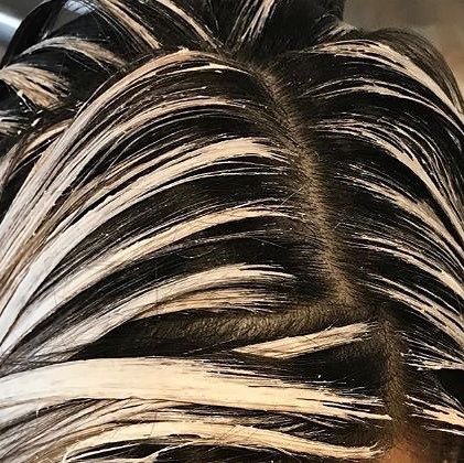F18Hair's tweet image. Talk about precision! 🤩😍 @alis.hairspace .
.
.
#f18hair #formula18 #f18 #keephairhealthy #f18gamechanger #healthyhair #shinyhair #hairgoals #hairbrained #hairstyle #hairstylist #hairdresser #dreamyhair #allaboutdahair #hairvibes #repost #ombre #bala… ift.tt/2F25FmK