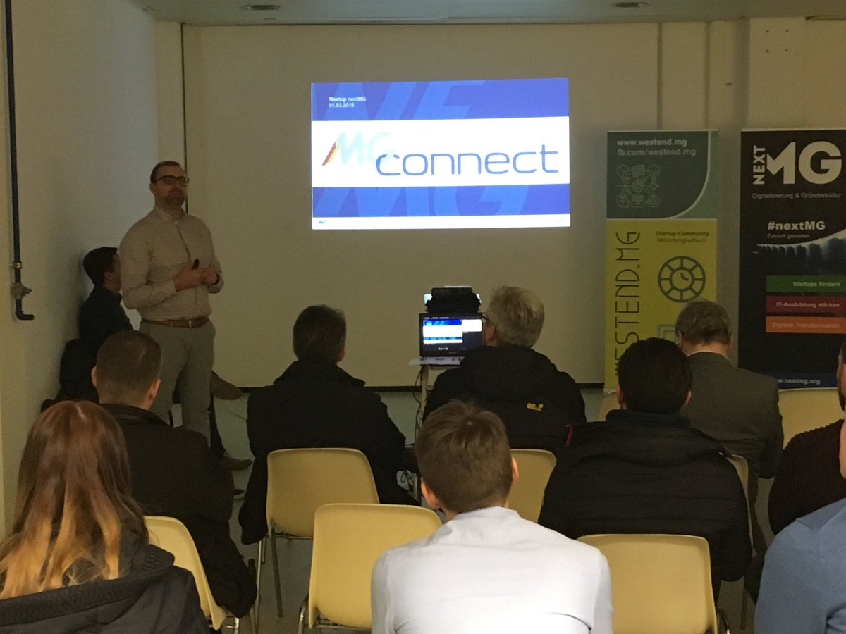 Superknut's tweet photo. 1. Donnerstag des Monat - MeetupMG-Time!
Heute mit einem #DigitaleBildung Spezial, mit #MGConnect, #thinkdigi #itforkids und der #HSNR 

#nextmg #meetupmg #wfmg #westendmg https://t.co/pqrpkIb1ts