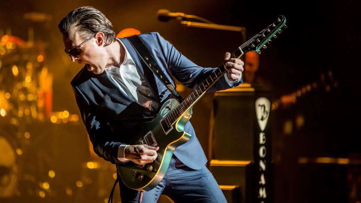 Greek_Theatre tweet picture