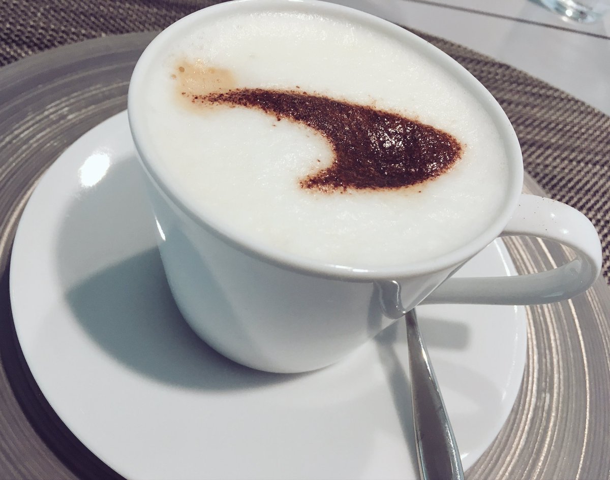 Milly_Puff's tweet image. Nothing better than a nice @McLarenF1 coffee when you’re at work on a snowy day. Not the worst views either! #StayingWarm #McCoffee