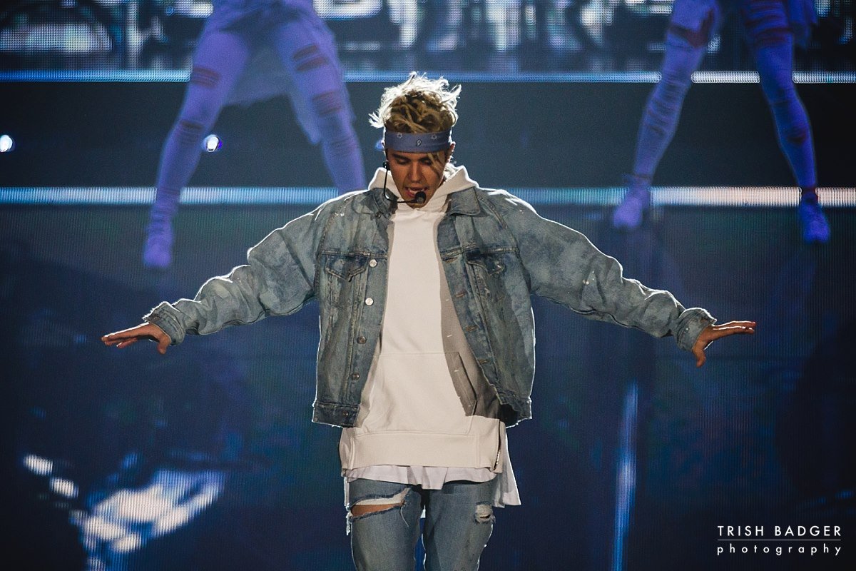 ToyotaCenter's tweet photo. Happy Birthday @justinbieber! 🎂🎉

We hope to see you again soon! https://t.co/aDAGcwkAyQ