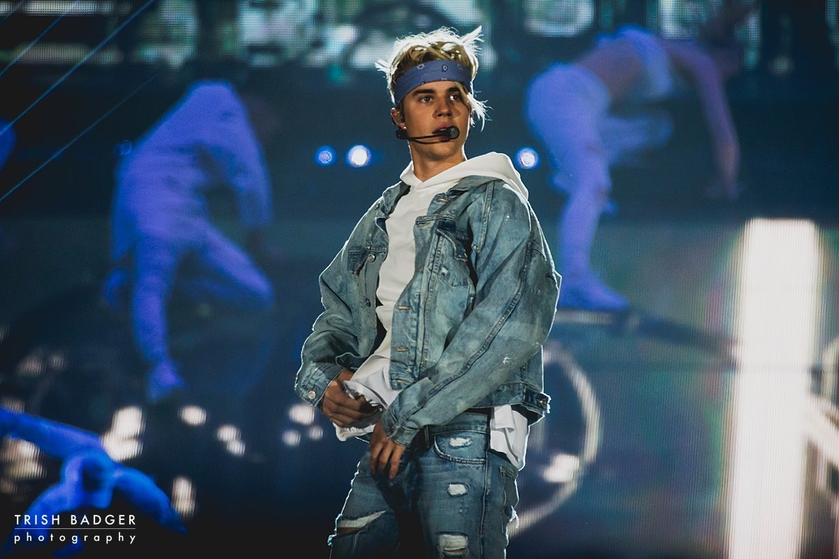 ToyotaCenter's tweet photo. Happy Birthday @justinbieber! 🎂🎉

We hope to see you again soon! https://t.co/aDAGcwkAyQ