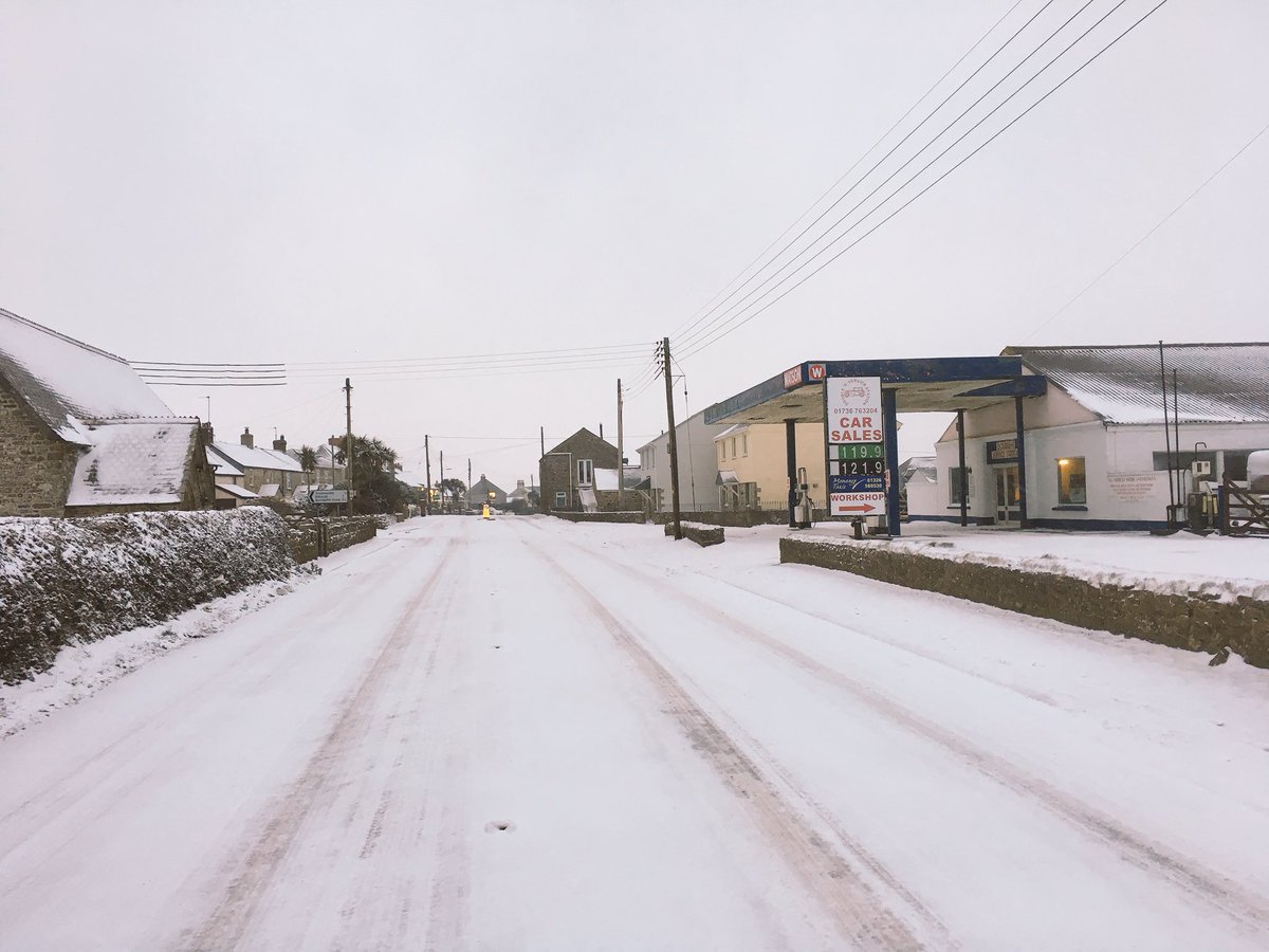 pickledome's tweet photo. It’s not very often you get to stand on the main road at Ashton and it be completely deserted. https://t.co/Iqm9g5gywk