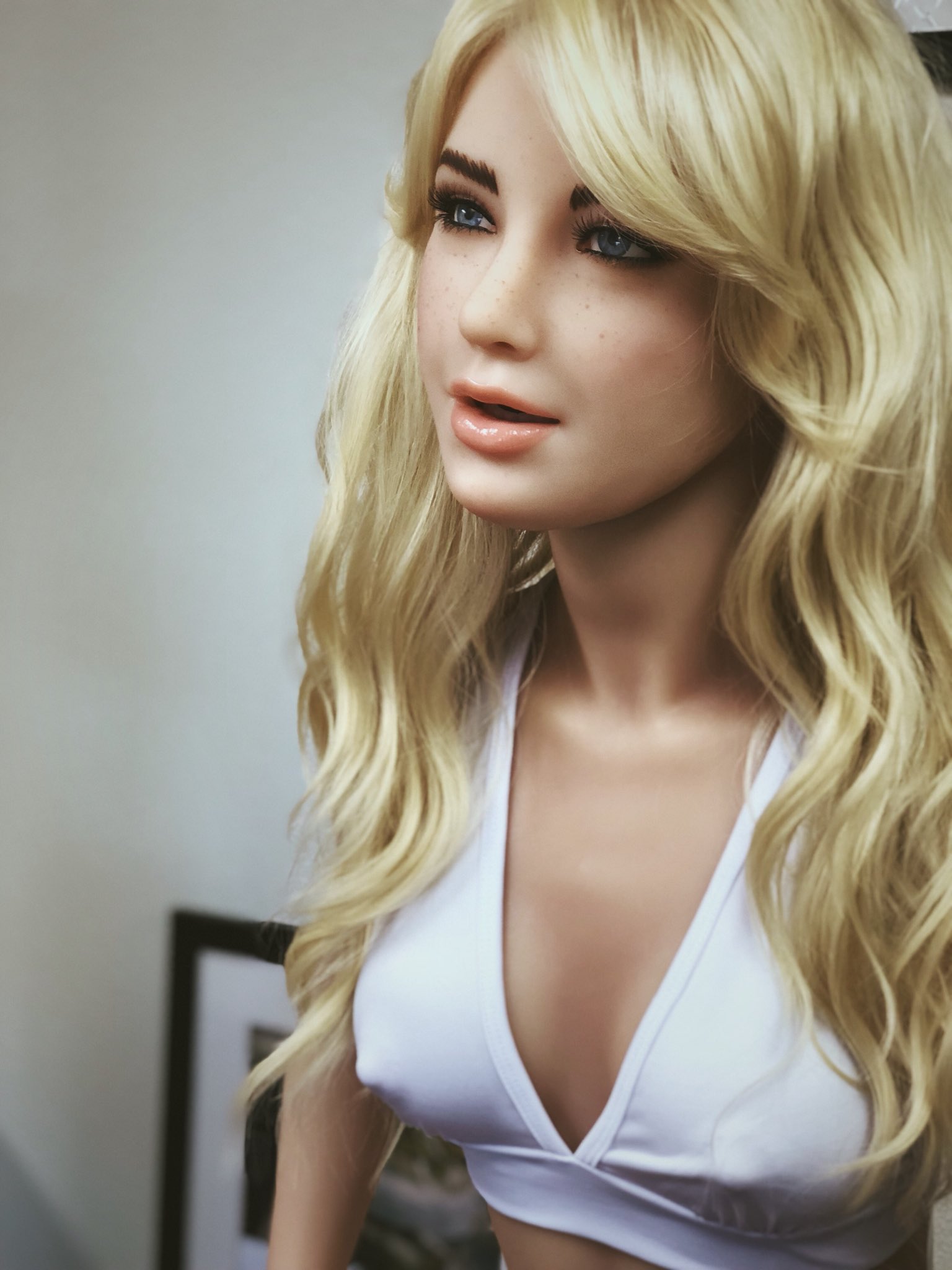 RealDoll Twitterissä: "It’s been unusually cold for us here 