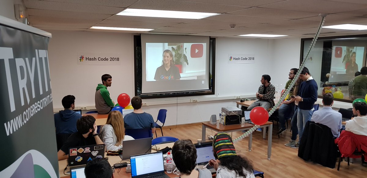 daetsiinf's tweet image. La @informaticaupm participando por primera vez con el hub #HashCodeUPM en el #hashcode2018. Gracias a @tryit_upm por el patrocinio #TryIT2018.