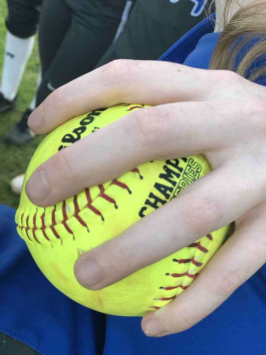 yessie3334's tweet photo. Battle Ready! Facing Maclay today @SethSnwfdn #makeembelieve #chasinbanners #neversaynever #teamrocky https://t.co/J0cze2QjY0