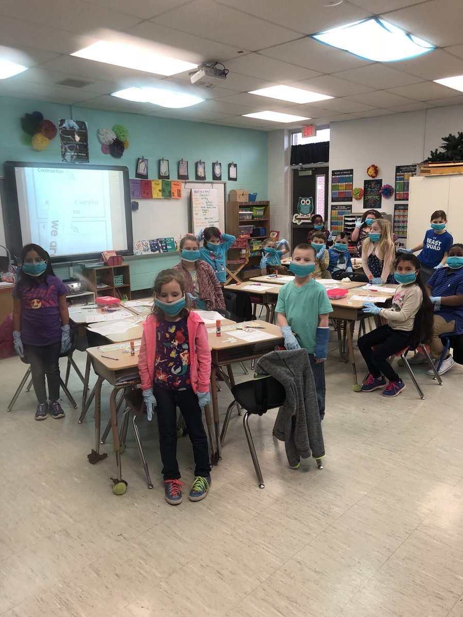 PVESCounselor's tweet photo. It is time for contraction surgery!!  Blessed with the best!  Thank you Lauren Head for making learning fun! #pvessuccess https://t.co/BcLCMNhPRg