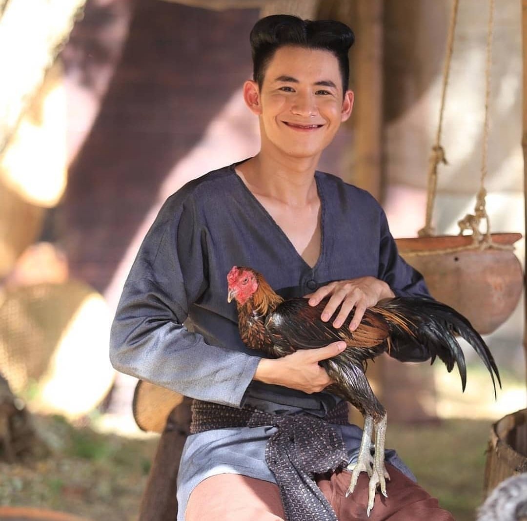 NPATz_3502's tweet photo. ข้าโดนผู้ชายซื้อไปหมดแล้ว #บุพเพสันนิวาส https://t.co/lh5Ub8q8Sf