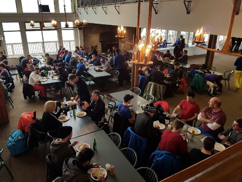 TCA_Connect's tweet photo. #TCASKiDay well underway! TY 2 everyone who made it up to @CraigleithSki #construction #events #ProudlySupportingMembers https://t.co/WbDURuLK3h