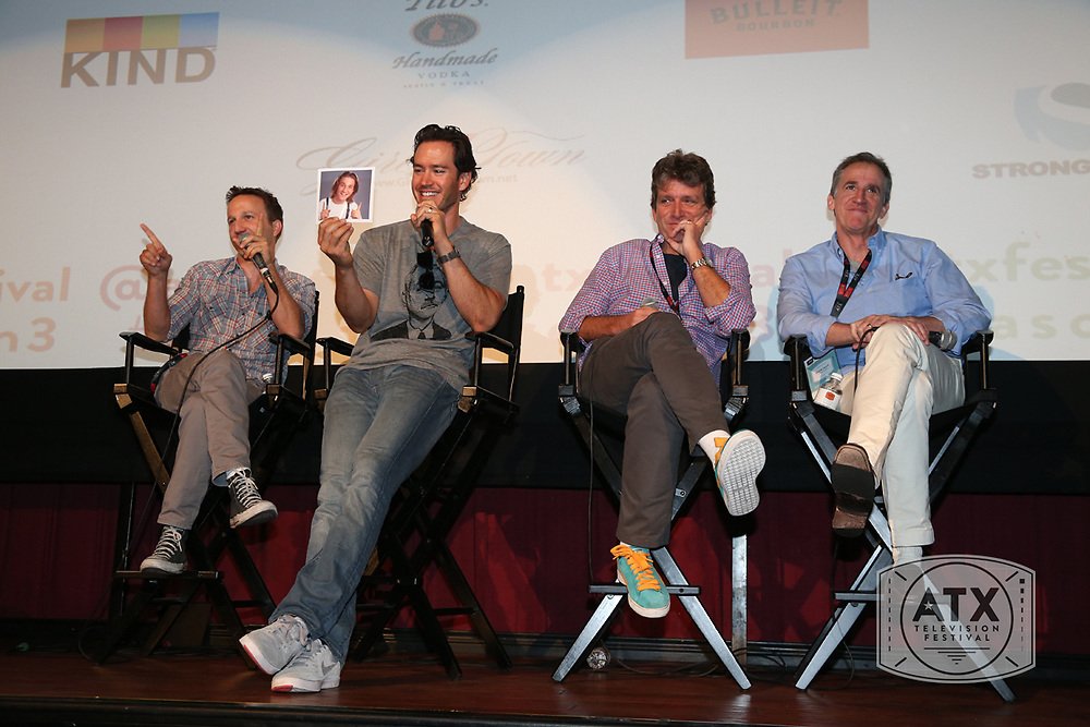 Happy birthday to Mark-Paul Gosselaar! Here\s a fun to our 2014 panel of FRANKLIN & BASH. 