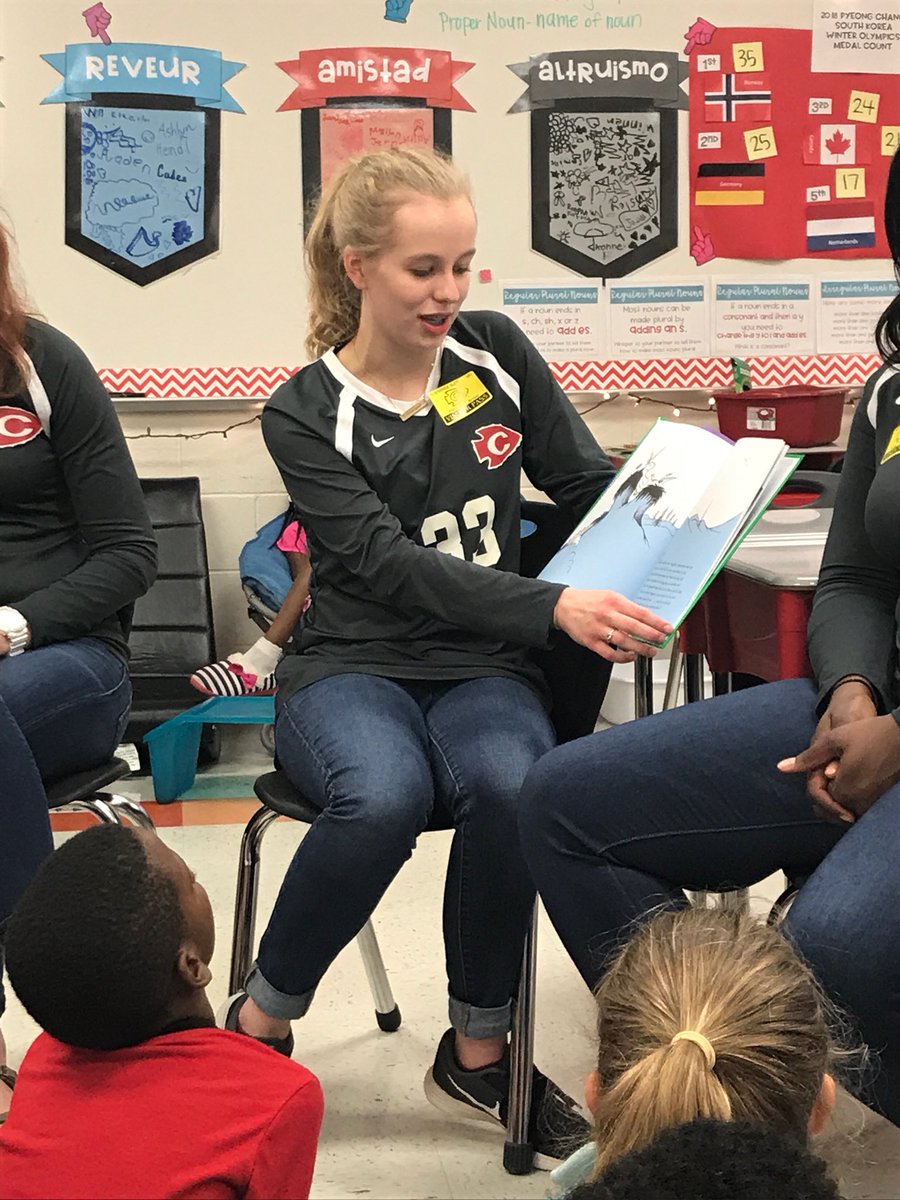 Read Across America Week! Madelyn Misita, Makayla Cole, Kiara Vance, Morgan Goins, and Janai’ Mason stop by Mrs. Jierki’s class. Thank you for having us!
