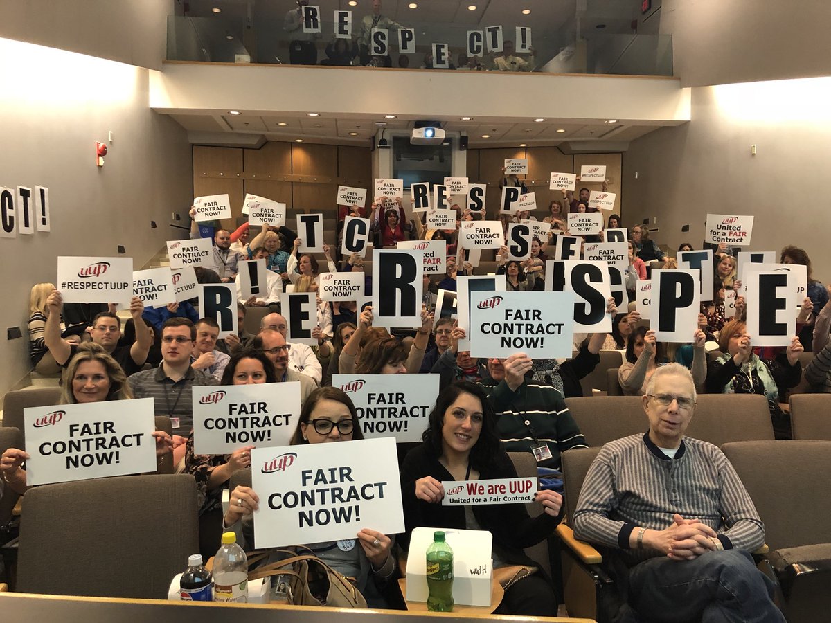uupinfo's tweet photo. UUP Upstate Medical Center chapter says new contract NOW! #RespectUUP https://t.co/32VTW0zeQ9