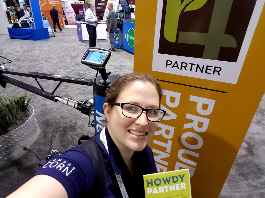 LukertLovesAg's tweet photo. @4Rnutrients I learned today how technology helps farmers implement BMPs and utilize the 4R nutrient management system. #4RPartner #seed2stem @kansascornSTEM https://t.co/WCIknhtYFg