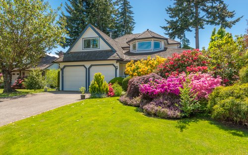FarrowPest's tweet photo. #HelloMarch Spring is on its way! Call us today for a pest free home! 🏡 https://t.co/YSEoMStBoh