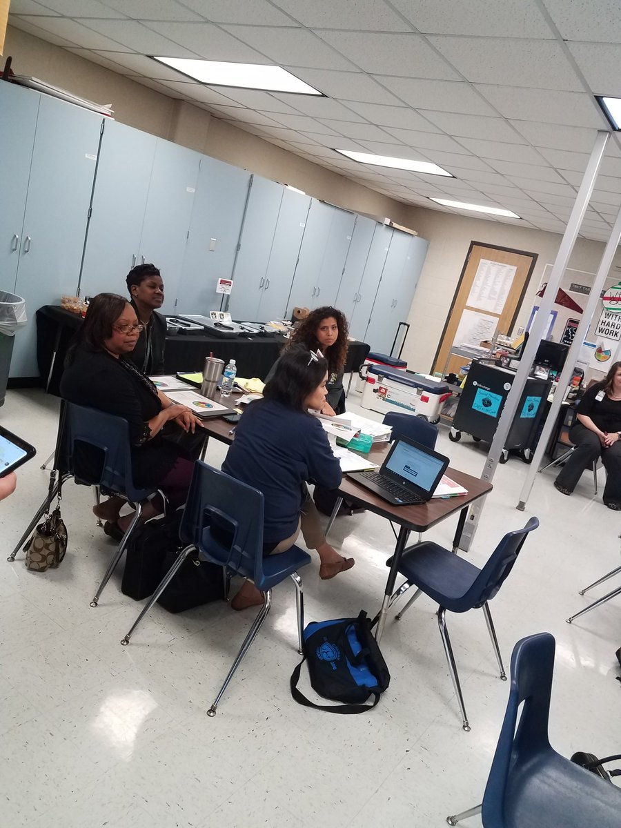 its_wil_law_iii's tweet photo. Math skills specialist and APs discuss student learning! Always great discourse! @grizfan99 @StehlikStallion #aim902 #stallionmath https://t.co/dRFzsQaMZp