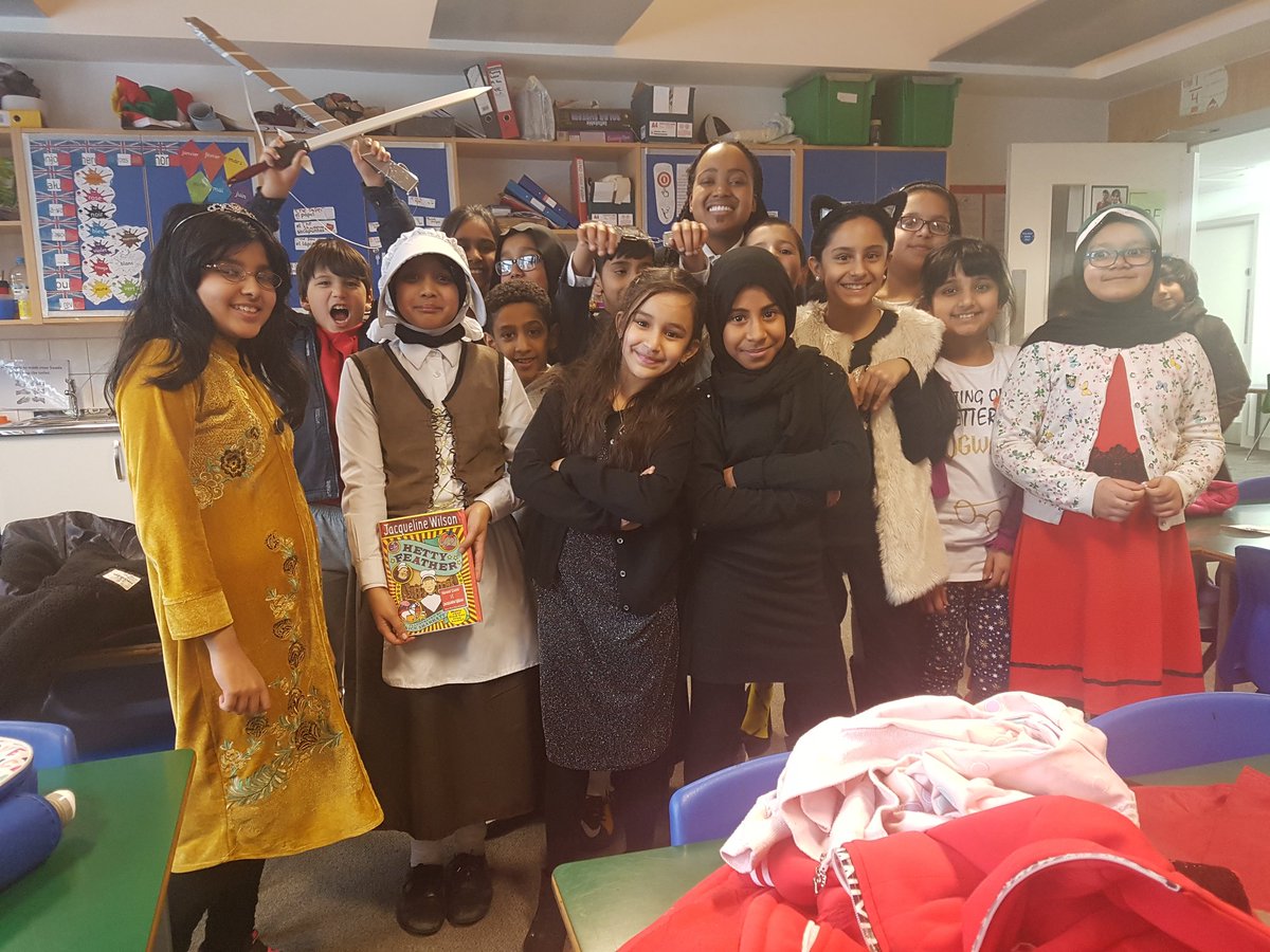 Happy world book day from 5RF! <a href="/CliftonPrim/">CliftonPrimary</a> <a href="/MrFoxTeaches/">Mr Fox</a> #WorldBookDay2018 #cliftonlit