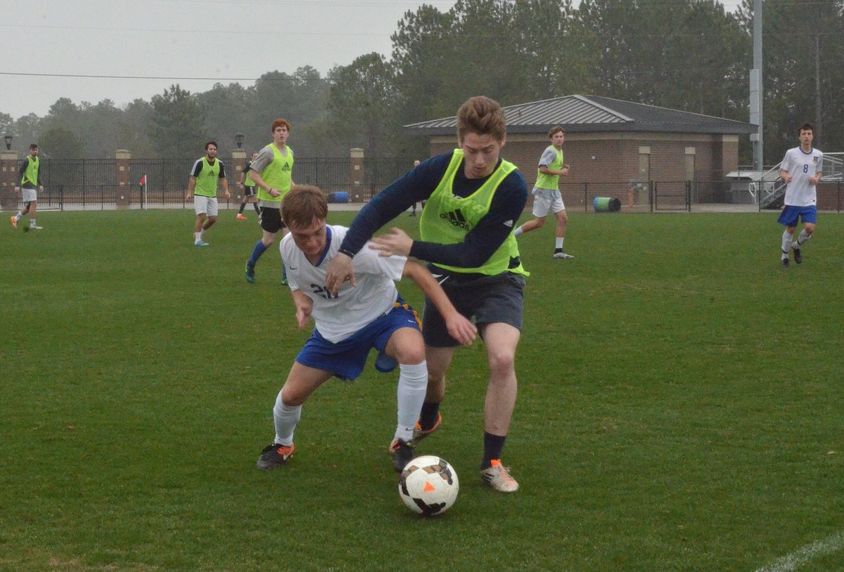 LexMenSoccerCKC's tweet photo. #TBT
Remember way back in February...
The 2018 Annual Alumni Match!
#WildcatFamily

LEX NEXT:
Tue 3/6 7:00pm Vs Irmo
At Wildcat Stadium
#BattleOfTheDam

(This Friday’s match (3/2) Vs Spr Valley has been postponed to April) https://t.co/glh4hMnBQM