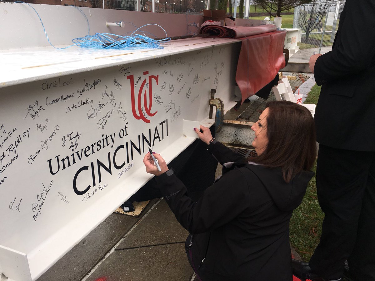Love that our faculty, staff and students are leaving their legacy in #BuildingLindner #FinalBeamCeremony #LindnerPride