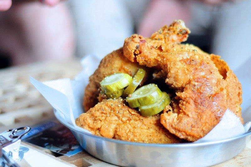 PikeWestComm's tweet photo. Having @CS_TF literally next to us, is absolutely fantastic! Don't you love their #chicken too? #PikeWest #Dallas

📸: @CS_TF https://t.co/ugfZMDKfJ9