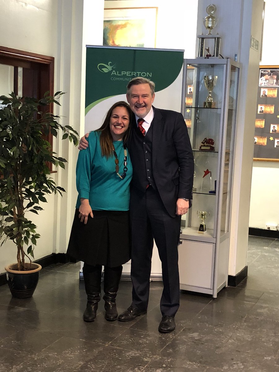 Just spent a wonderful morning <a href="/AlpertonCS/">Alperton CS</a> with <a href="/Andriazaf/">Andria Zafirakou</a> our finalist for the Global Teacher Award.
Easy to see why she is such an incredible role model.