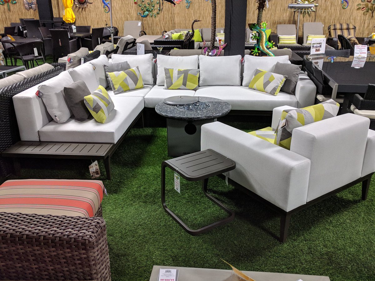 danwakeling1's tweet photo. The Preview to Spring Sale is on now at Wicker Land Patio Victoria!  All new 2018 collections in stock.  Save huge storewide on all outdoor living sets, dining sets, sectionals, cantilever umbrellas and fire tables. Check out our floor model blow out sets and save up to 70%! https://t.co/VsdlcXnOMX